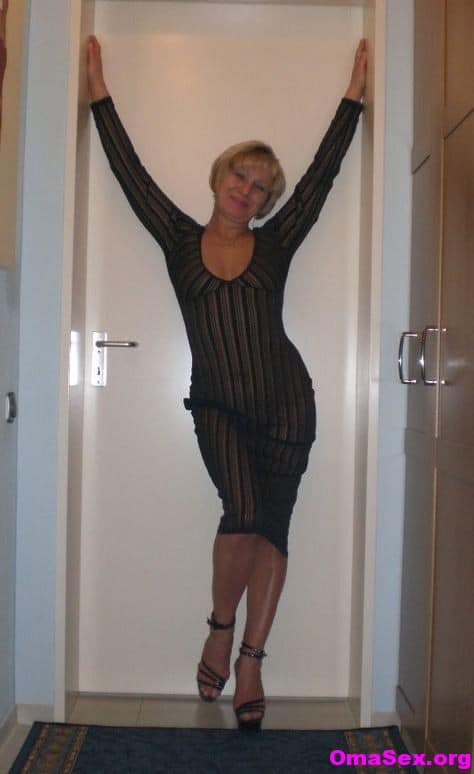 MILF sucht Gangbang